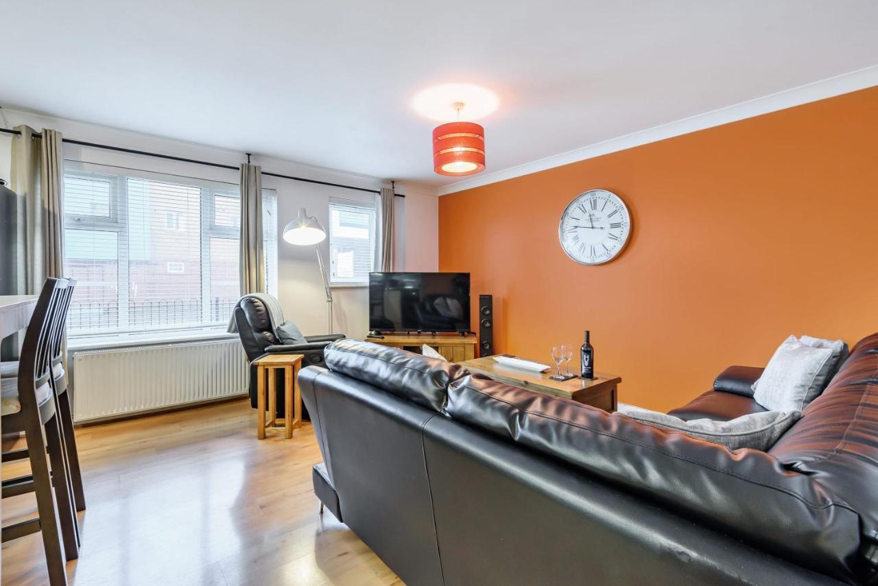 Stylish 2 Bedroom Apartment, Central Exeter, Parking On Site Exteriér fotografie