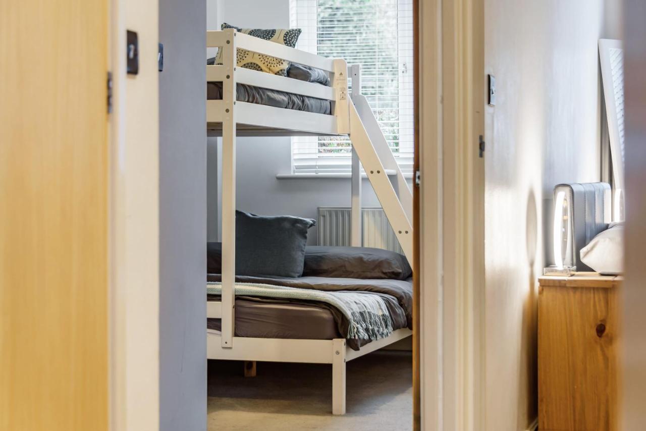 Stylish 2 Bedroom Apartment, Central Exeter, Parking On Site Exteriér fotografie