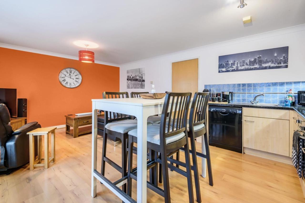 Stylish 2 Bedroom Apartment, Central Exeter, Parking On Site Exteriér fotografie